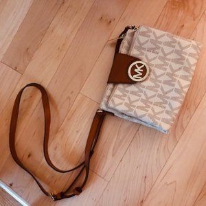 Michael Kors Crossbody